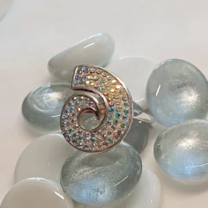 978